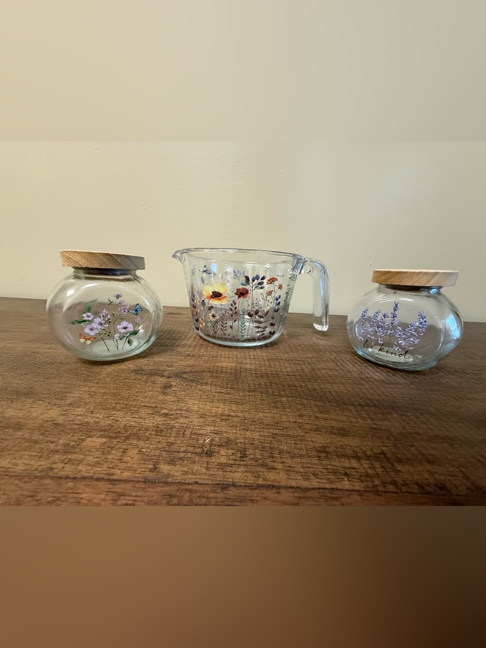 Glass Measuring Cup with Floral Design 2 Glass Floral small jars